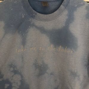 TAYLOR SWIFT Take Me To The Lakes Sweatshirt